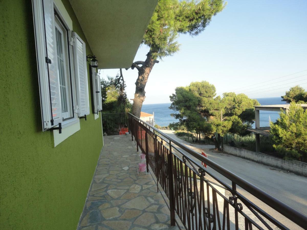 Yialos Apartments Livathos  Exterior photo